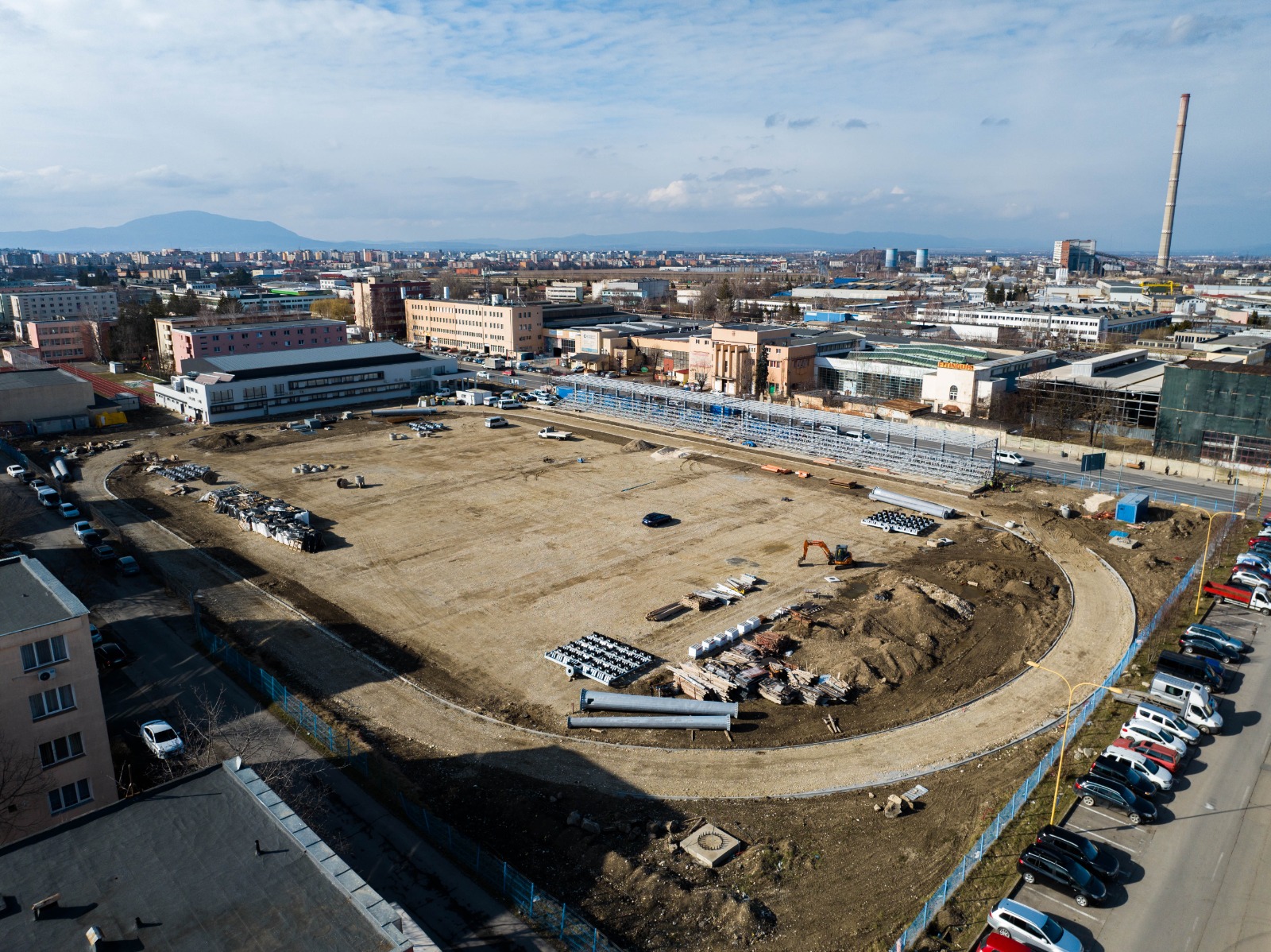 O nouă bază sportivă în Braşov. Când va fi gata 10 O nouă bază sportivă în Braşov | MyTex.ro