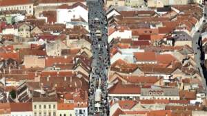 Vremea caldă redeschide terasele | MyTex.ro