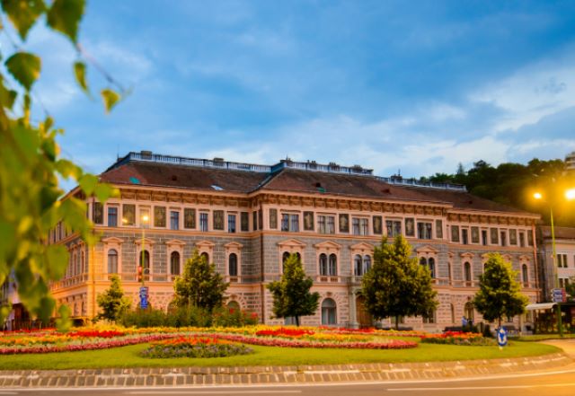 Evenimente speciale de Ziua Universității Transilvania 3 Evenimente speciale de Ziua Universității Transilvania | MyTex.ro