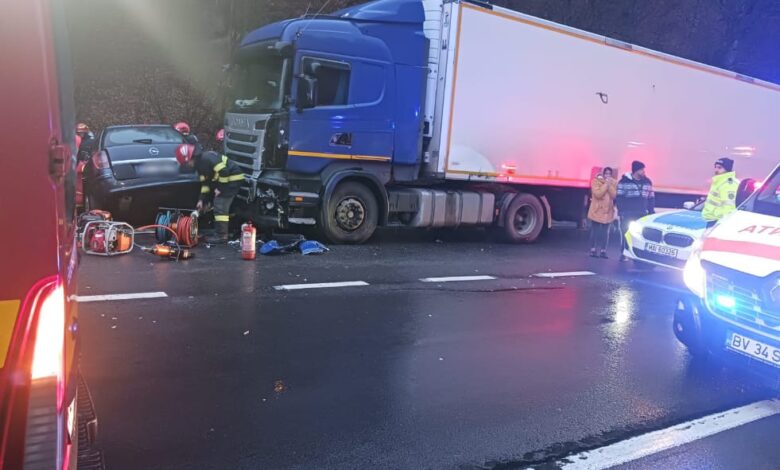Update. ISU Brașov: Șase victime, trei inconștiente, în urma accidentului de pe DN 13 3 Șase | MyTex.ro