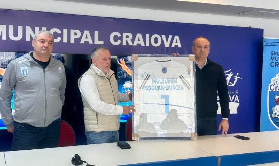 Iubitori de handbal despre sosirea lui Bogdan Burcea la Corona Brașov 3 Iubitori de handbal despre sosirea lui Bogdan Burcea la Corona Brașov | MyTex.ro