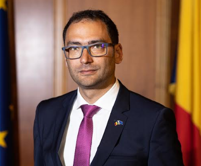 Legea Ciucă-Ciolacu de protejare a marilor evazioniști trebuie să fie retrimisă în Parlament de Iohannis 5 | MyTex.ro