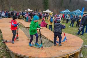 Mii de brașoveni la inaugurarea parcului | MyTex.ro