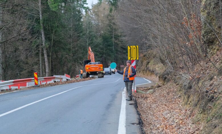Atenţie, şoferi! Lucrări pe drumul spre Poiana Braşov 3 Atenţie | MyTex.ro