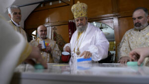 Resfințire după restaurare în biserica din Voila | MyTex.ro