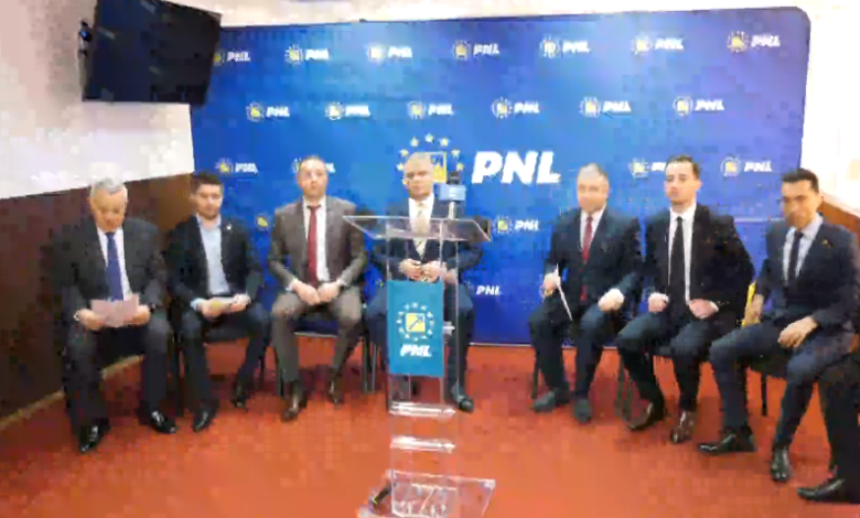 Alegeri 2024 Brașov. Adrian Veștea e candidatul PNL pentru președinția Consiliului Județean / George Scripcaru, în stand-by 3 Alegeri 2024 Brașov | MyTex.ro