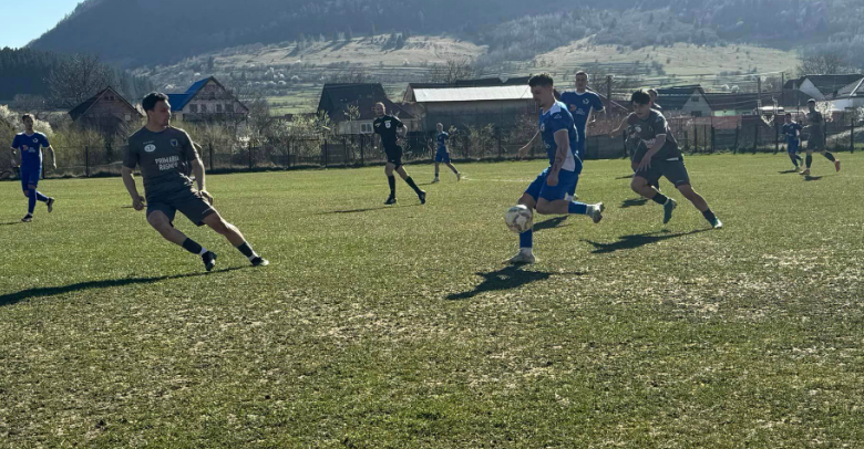 Liga 3. Olimpic Zărnești ține aproape de liderul Seriei a 5-a 3 Liga 3 | MyTex.ro