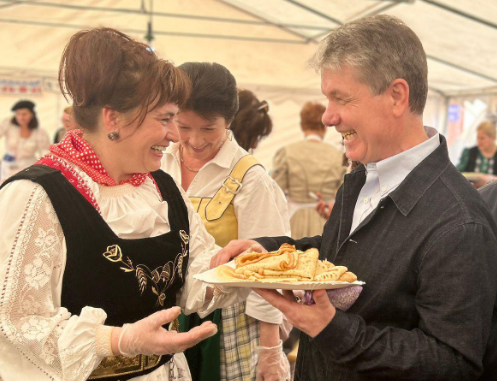 George Scripcaru - prezent și la Festivalul Clătitelor de la Prejmer / Cele mai inedite rețete 3 George Scripcaru | MyTex.ro
