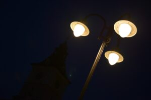 Încep lucrările de extindere a iluminatului public | MyTex.ro