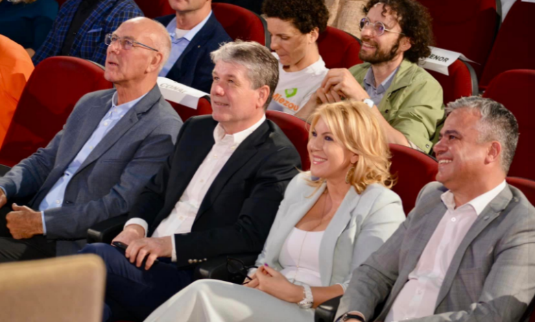 Adrian Veștea și George Scripcaru, la Maratonul pentru Educație Antreprenorială de la Universitatea Transilvania Brașov / Ce au spus 3 Adrian Veștea și George Scripcaru | MyTex.ro