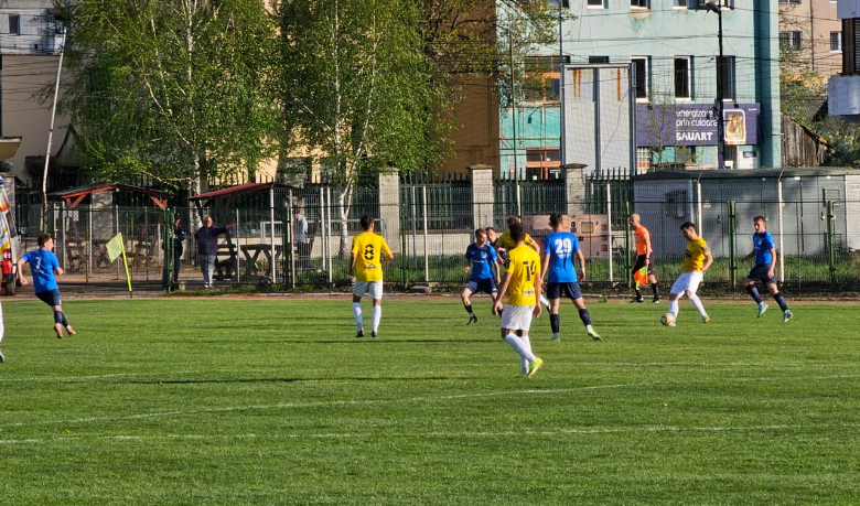 Liga 3. SR Brașov tremură pentru menținere / Kids Tâmpa a furnizat surpriza 3 Liga 3 | MyTex.ro
