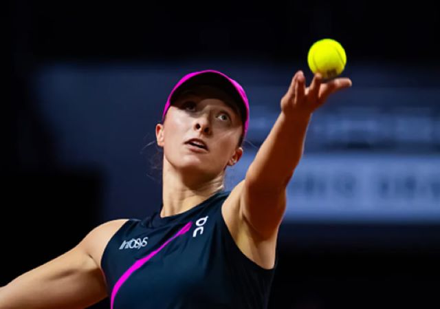 WTA Stuttgart. Care sunt semifinalistele 3 WTA Stuttgart. Care sunt semifinalistele | MyTex.ro