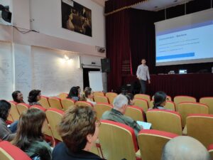 Sesiuni de formare pentru managerii si ghizii care lucrează pentru siturile istorice | MyTex.ro