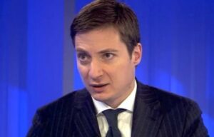 Andrei Caramitru îl ironizează pe Dan Tanasă | MyTex.ro