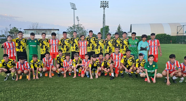 Copiii de la Steagul Roșu Brașov - cantonament în Antalya / Primele meciuri amicale 5 Copiii de la Steagul Roșu Brașov - cantonament în Antalya / Primele meciuri amicale | MyTex.ro