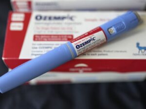 Afacere ilegală cu medicamente pentru diabet | MyTex.ro