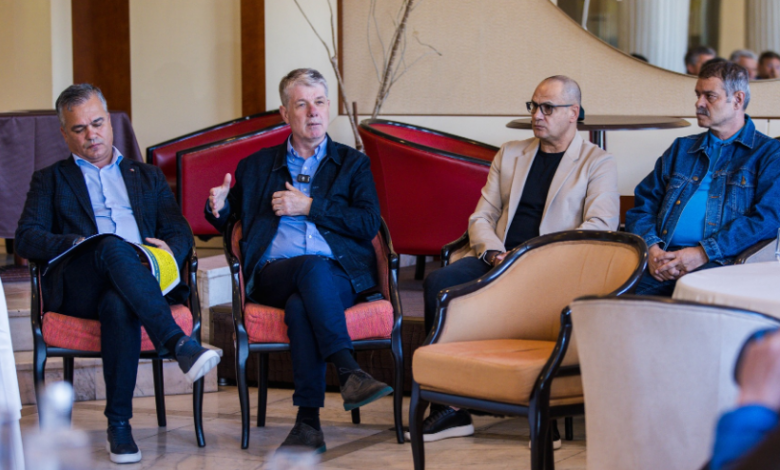 O nouă întâlnire pentru crearea FCM Brașov 5 O nouă întâlnire pentru crearea FCM Brașov | MyTex.ro