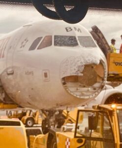 Avion | MyTex.ro