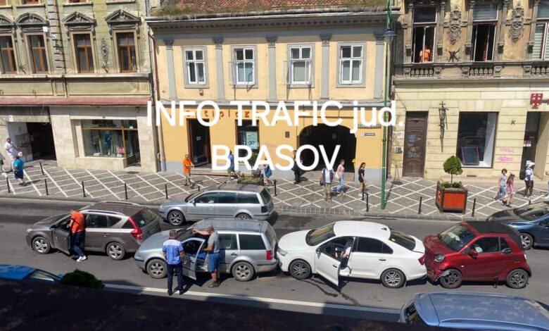 Accident în lanț pe strada Mureșenilor din Brașov 3 Accident | MyTex.ro