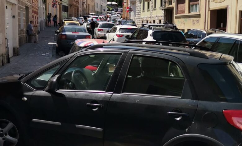 Haos în traficul din centrul Brașovului, după ce un autobuz s-ar fi defectat 3 Haos | MyTex.ro