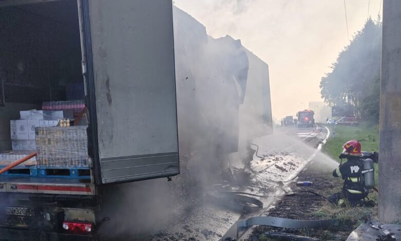 Incendiu la un TIR, pe DN 1, în județul Brașov! 3 TIR | MyTex.ro