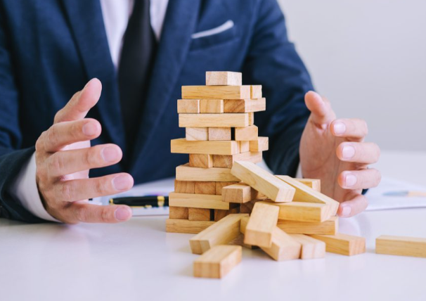 Peste 2.500 de firme și PFA-uri intrate în insolvență | MyTex.ro