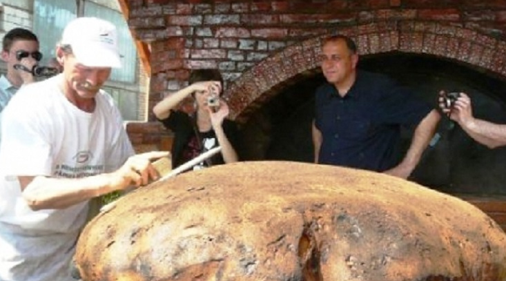 Ce ar dori să facă Laszlo Dioszegi: „Atunci am fi chiar unici în lume” 7 Ce ar dori să facă Laszlo Dioszegi | MyTex.ro