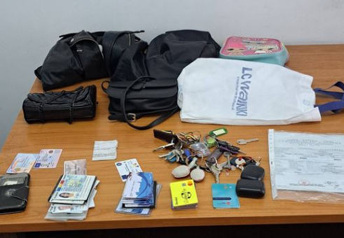 Ce s-a mai găsit în mijloacele de transport RATBV 3 Ce s-a mai găsit în mijloacele de transport RATBV | MyTex.ro