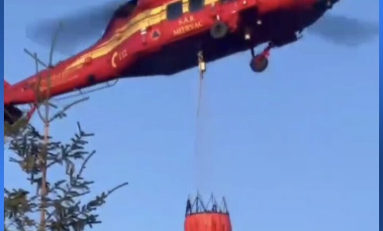 Elicopterul Black Hawk intervine din nou la incendiul din județul Brașov 3 Elicopterul | MyTex.ro