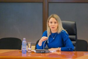 Consilierii municipali brașoveni și-au primit certificatele | MyTex.ro