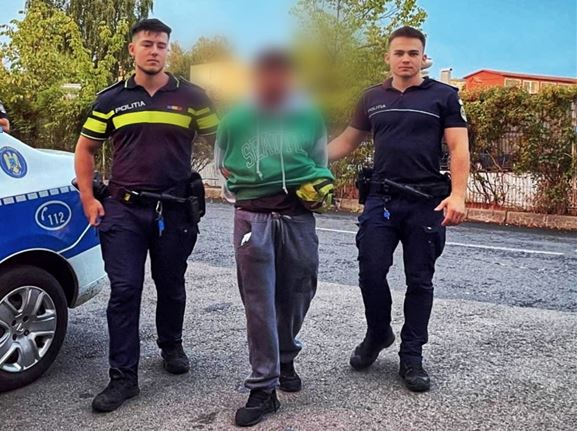 Tânăr „ridicat” din zona unui mall din Brașov și dus în Arest 3 tânăr | MyTex.ro