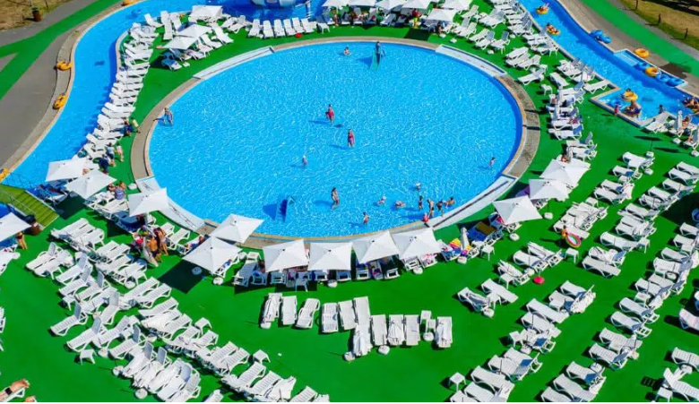 Top 15 ștranduri și aqua park-uri publice din România | MyTex.ro