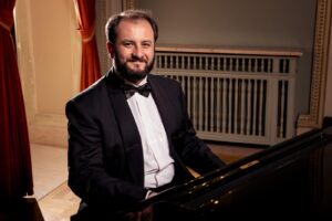 Magia muzicii vechi ajunge la Brașov | MyTex.ro