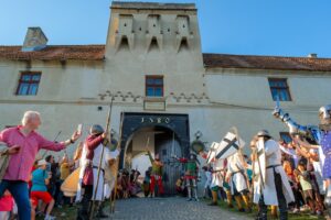 Festival medieval în Cetatea Brașovului | MyTex.ro