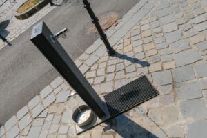 Brașovenii și turiștii vor ști în timp real ce locuri de parcare sunt libere | MyTex.ro