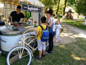 Festival văratic la Bran | MyTex.ro