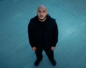 Rapperul GUESS WHO | MyTex.ro
