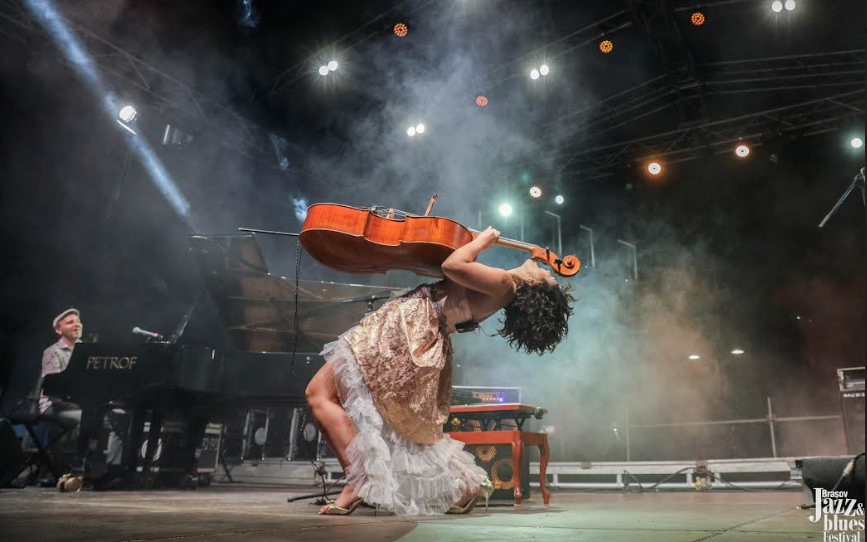 Brașovul a vibrat timp de 4 zile în ritmuri de jazz și blues. Brașov Jazz & Blues Festival a fost peste tot în oraș! 26 | MyTex.ro