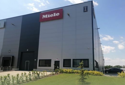 Miele își extinde aria de producție la Brașov 3 Miele își extinde aria de producție la Brașov | MyTex.ro