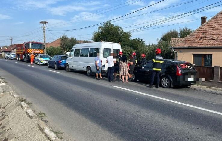 Accident pe DN 13 Brașov - Mureș 3 accident | MyTex.ro