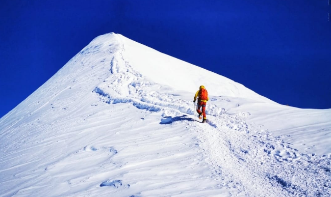 Un alpinist din Brașov și-a deschis o afacere în Himalaya 5 Un alpinist din Brașov și-a deschis o afacere în Himalaya | MyTex.ro