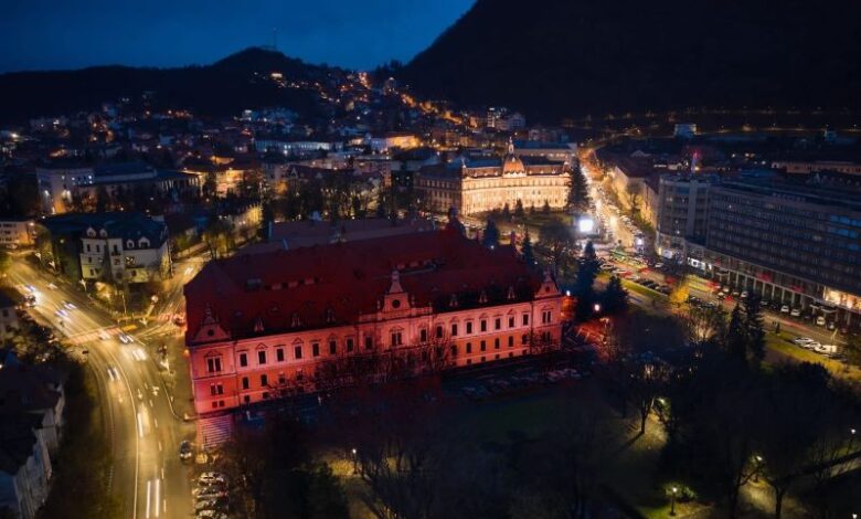 Brașovul va fi luminat în roșu | MyTex.ro