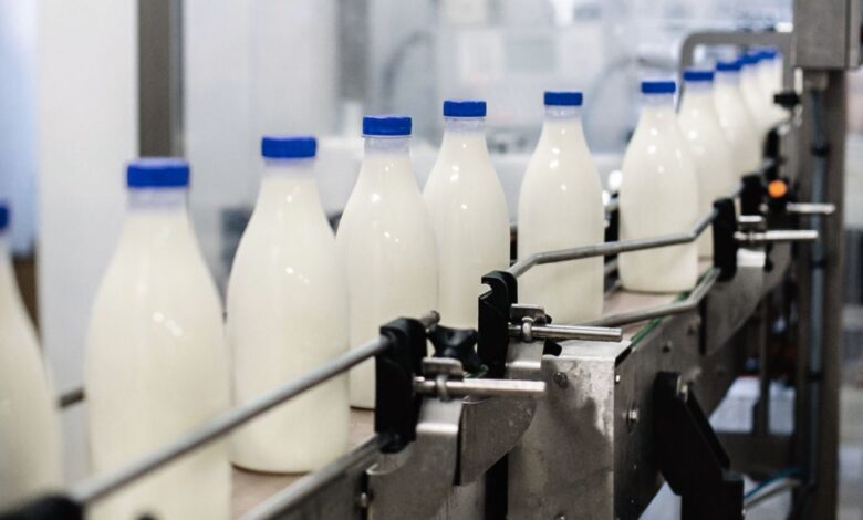 Cel mai mare producător de lactate din România închide o fabrică / 95 de persoane concediate 3 Cel mai mare producător de lactate din România închide o fabrică | MyTex.ro