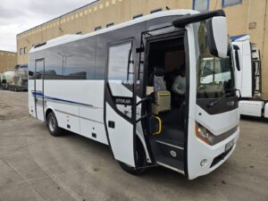 Microbuz școlar nou pentru elevii din Sânpetru | MyTex.ro