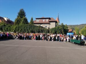 peste 2.600 de boboci brașoveni | MyTex.ro
