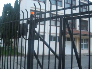 Elevii mai multor școli brașovene vor învăța în deplasare | MyTex.ro