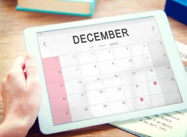 Românii ar putea beneficia de două minivacanțe, la final și început de an 3 Românii ar putea beneficia de două minivacanțe | MyTex.ro