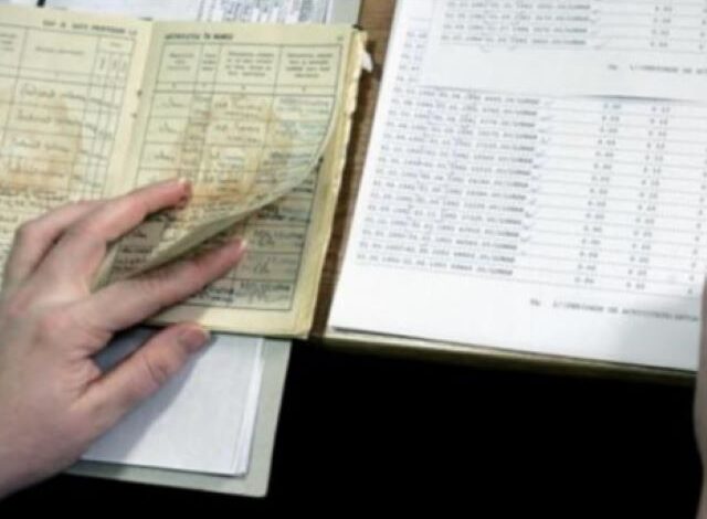 Ce trebuie să știți despre adeverința de vechime 3 Ce trebuie să știți despre adeverința de vechime | MyTex.ro