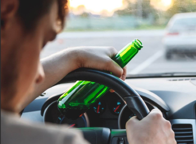 Bărbat prins la volan cu o alcoolemie de aproape unu la mie 3 Bărbat prins la volan cu o alcoolemie de aproape unu la mie | MyTex.ro