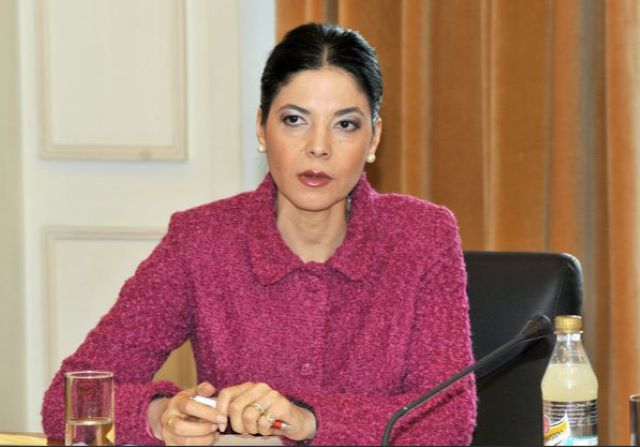 Ana Birchall şi-a depus candidatura la prezidenţiale 3 Ana Birchall şi-a depus candidatura la prezidenţiale | MyTex.ro